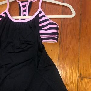 Lululemon tank with built in bra